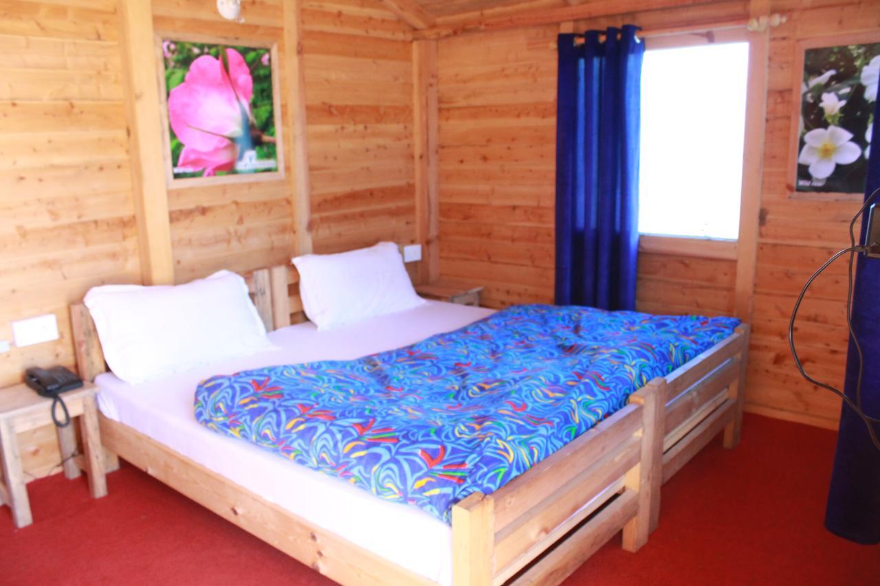 Blue Poppy Resorts Joshīmath Exterior foto